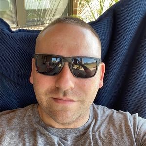 Meet your Posher, Ross